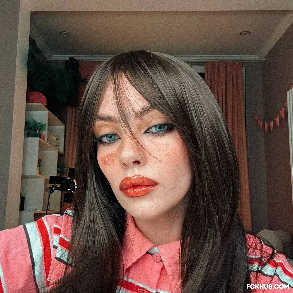 Даша Каплан | Дарья Добренко